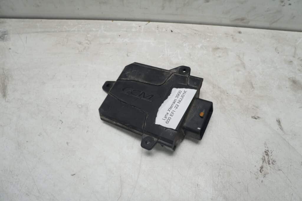 Lynx Xterrain 600efi std -22  ECM-box
