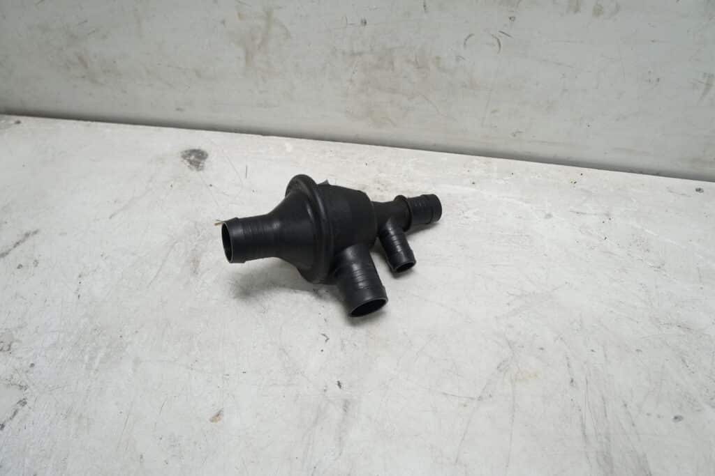 Ski-doo Summit SP 800 -16  Termostat