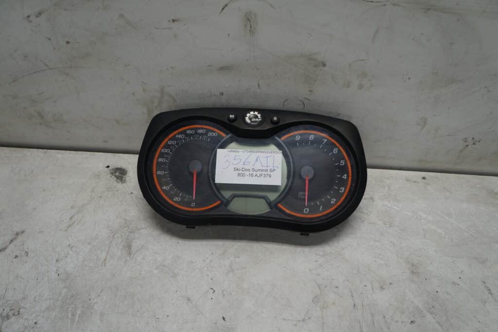 Ski-doo Summit SP 800 -16  Hastighetsmätare 356mil