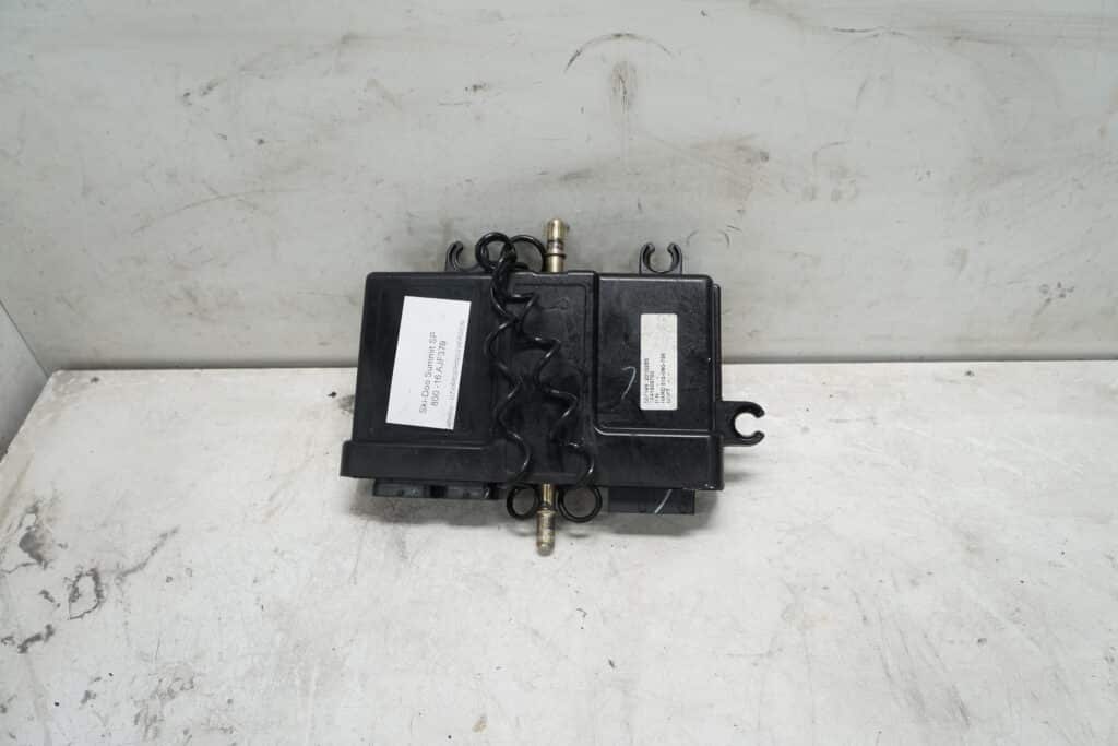 Ski-doo Summit SP 800 -16  Databox