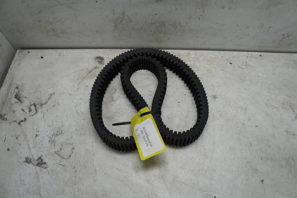 Ski-doo Summit SP 800 -16  Variatorrem