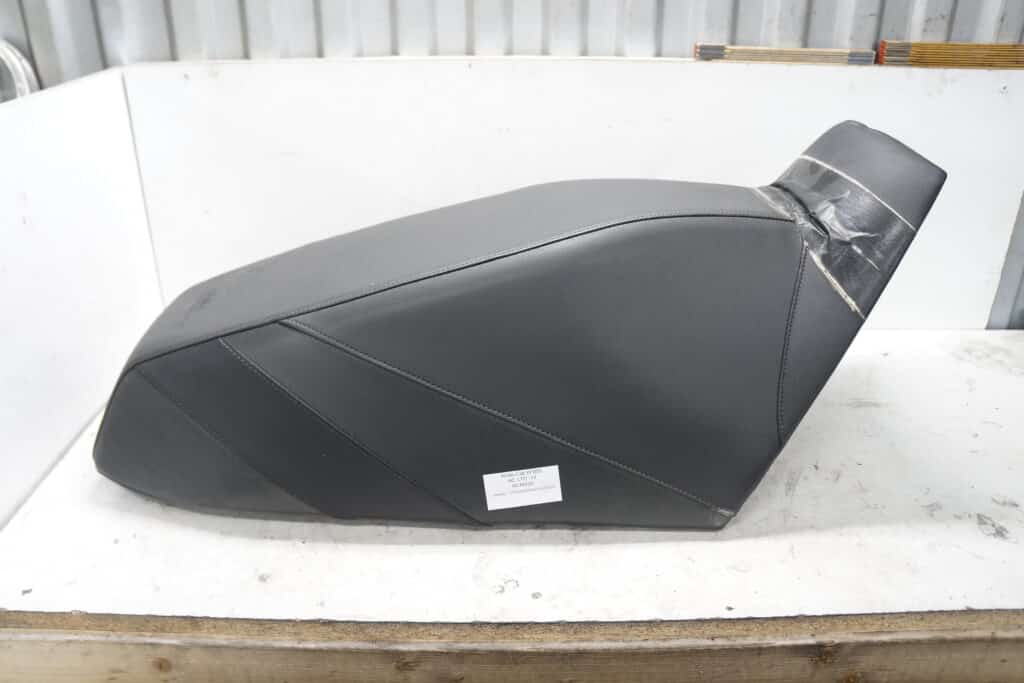Arctic-cat XF800 -12  Dyna
