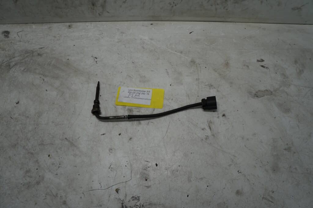 Lynx Boondocker 3900 DS 850 -18  Avgastempgivare slutburk